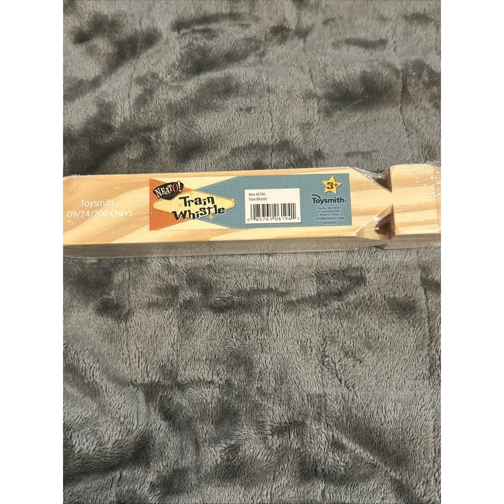 Neato! Classics Wooden Train Engine‎ Whistle Toy by Toysmith Age 3+ Natural Wood